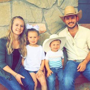 Meet your Posher, Miles-lauren